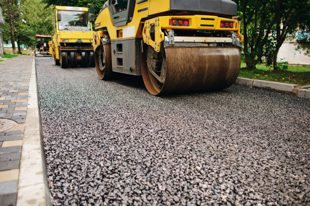 Best Driveway Pavers Near Me  in Carlisle, IA